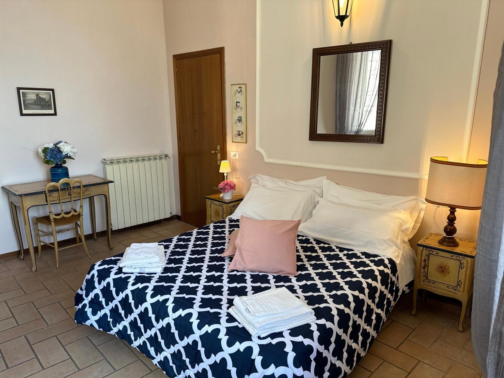 Portica Apartment Assisi Room photo